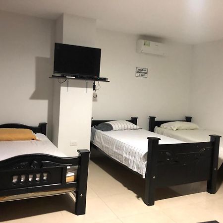 Hostal Central Beach San Andrés Buitenkant foto