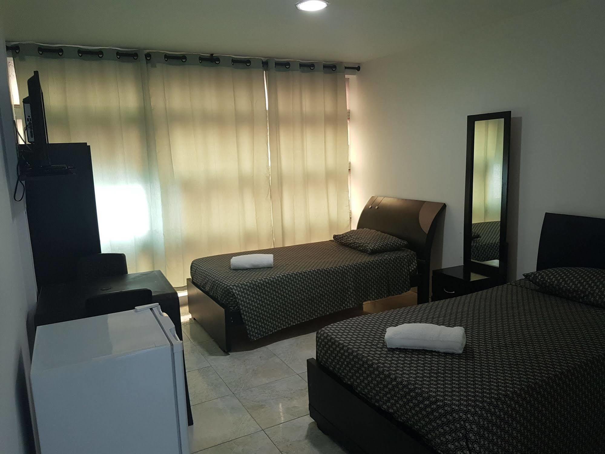 Hostal Central Beach San Andrés Buitenkant foto