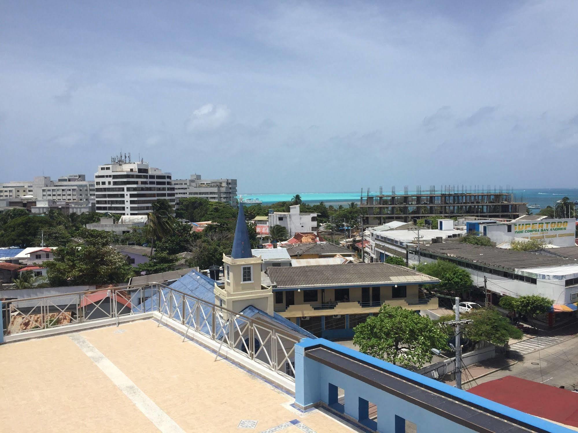 Hostal Central Beach San Andrés Buitenkant foto